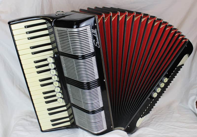 8316 - Black Scandalli Mod.110/43 Piano Accordion LMMH 41 120 image 1