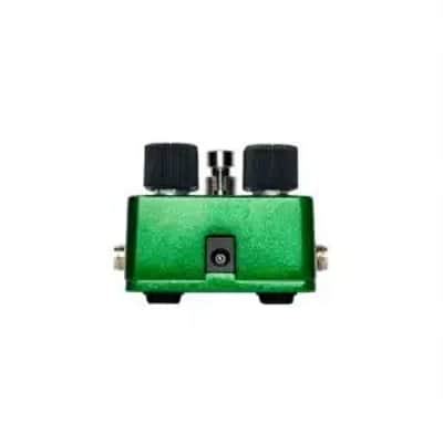 Electro-Harmonix Bass Big Muff Pi 2 Fuzz Pedal image 2
