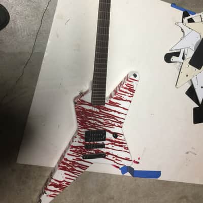 Jackson Custom Shop Star "Chris Holmes WASP" Tribute 2000's ? Blood Spatter On White / Matching Head image 1