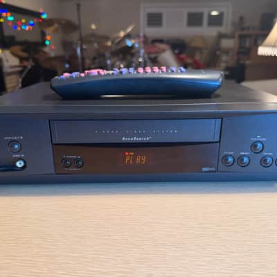 RCA 4 Head VCR Player Recorder VR540 N w/ Remote Excellent Condition Works Well! image 2