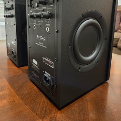 Focal Shape 50 5" Powered Studio Monitors (Pair) image 8