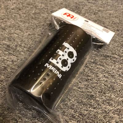 Medium Black Shaker image 2