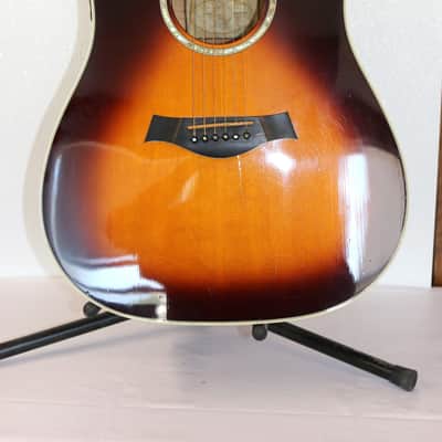 Taylor 610ce With Fishman Electronics Luthier Special With Hard Case image 2