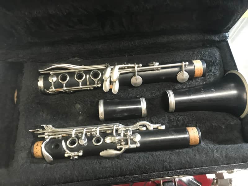Leblanc Vito Plastic Clarinet (Rental 43.20 Per Month) image 1