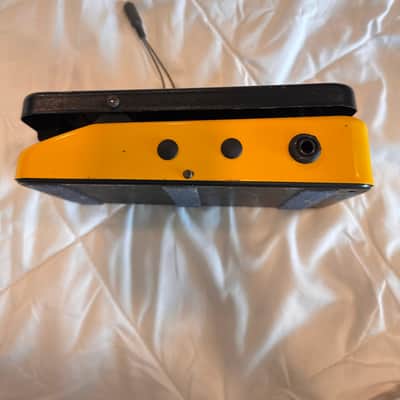 Colorsound Wah Wah 90s - yellow image 4
