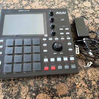 Akai MPC One Standalone MIDI Sequencer 2020 - Present - Black image 3
