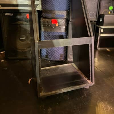 Vintage Middle Atlantic / Raxxess 12U Studio Rack Cabinet - Slanted Desktop/Floor Enclosure - Good Condition image 1
