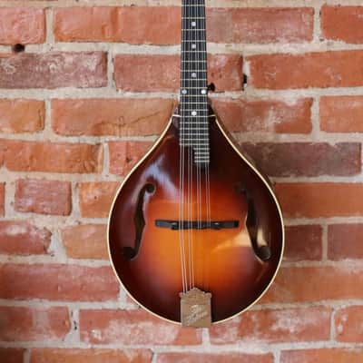 1999 Gibson "The Flatiron" Performer A Style Mandolin w/HSC image 1