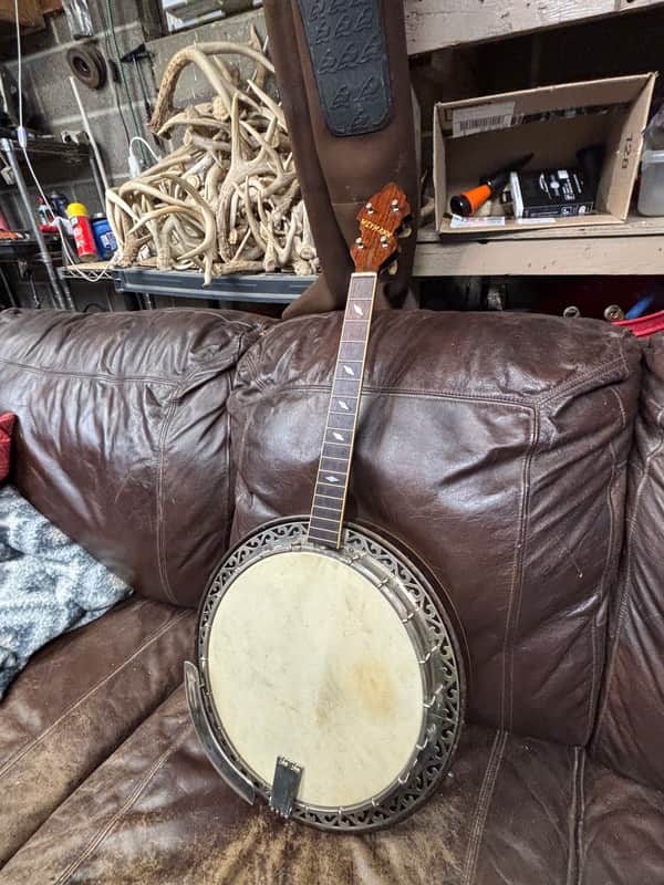 Weymann model 70 late 20s  tenor banjo image 1