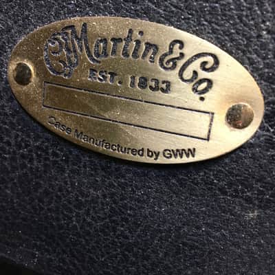 Martin 000 OM hard case image 1
