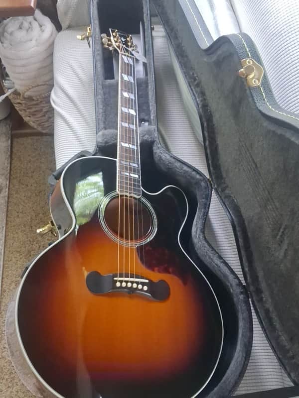 Gibson EC-30 Blues King Electro