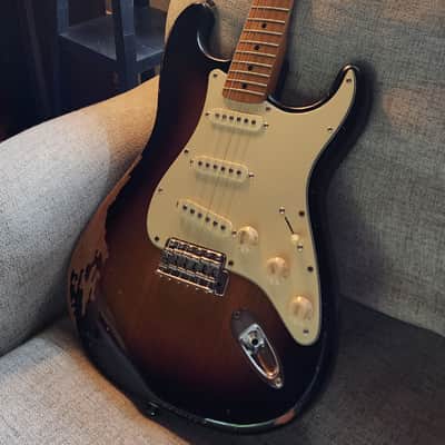 Johnston Custom Guitars '67 Strat 2025 - Relic Nitro Vintage Sunburst image 3