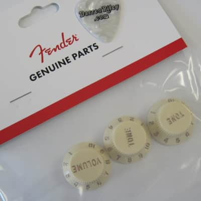 Fender USA Stratocaster Knobs Aged White 0991369000