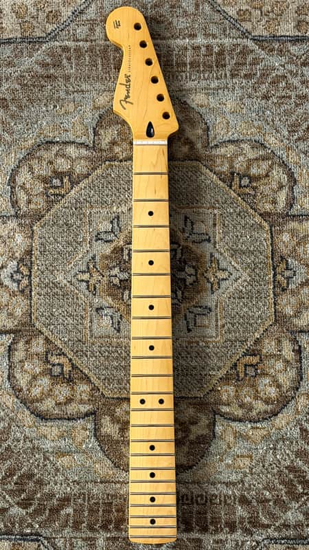 Fender Player Strat Neck Reverse Headstock Maple, 22 Medium Jumbo, 9.5", ModernC image 1