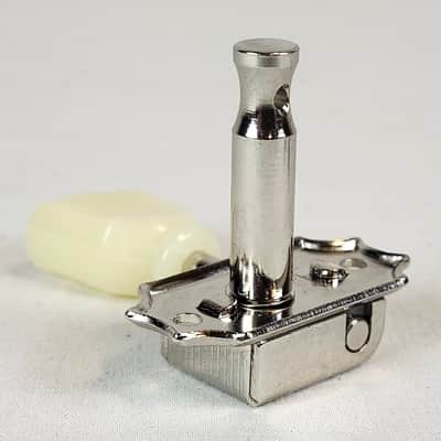 Gibson Single "Bass" Side Vintage Deluxe Reissue Tunning Machine Head, Nickel image 4
