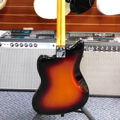 2025 Fender American Professional Classic Jazzmaster Electric Guitar w/Gig Bag! VERY NICE!!! image 4