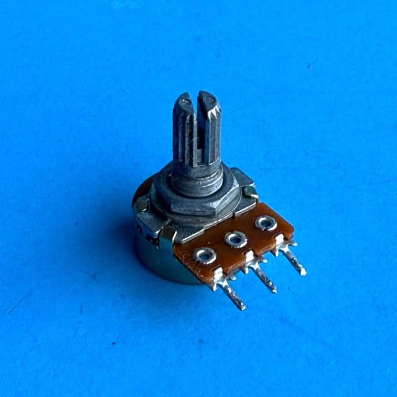 Fender Frontman 15G (PR495)