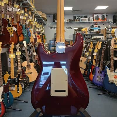 Fender American Deluxe Stratocaster Electric Guitar - Wine w/ HS Case image 4