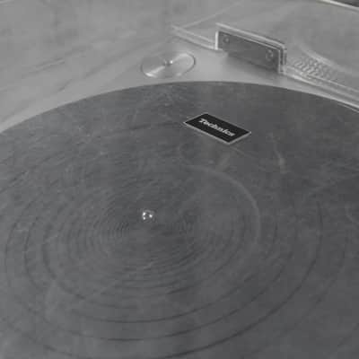 Technics SL-1200GR Direct Drive Turntable in Excellent Condition image 24