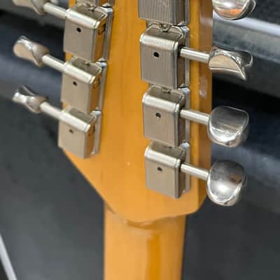 Fender ST12 TX 12-String Stratocaster MIJ 2002-2004 - 3-Tone Sunburst image 9