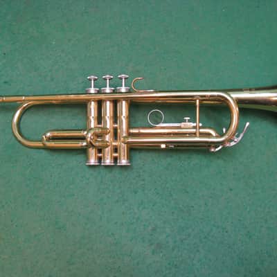 Holton T602 Collegiate Trumpet - Reconditioned - Holton Case & Holton 7C MP image 8