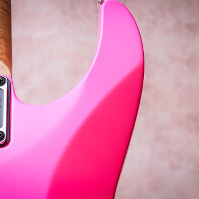 JACKSON USA Custom Shop Dinky HSH Floyd "Neon Pink + Ebony" (2026) image 19