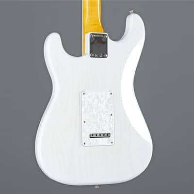 Fender Kenny Wayne Shepherd Stratocaster RW Transparent Faded Sonic Blue - Electric Guitar image 7