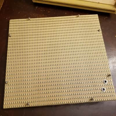 Audiomatic Empty vintage MCM speaker cabinet for 8" driver 1956 - gold woven cloth and alligator skin Tolex image 6