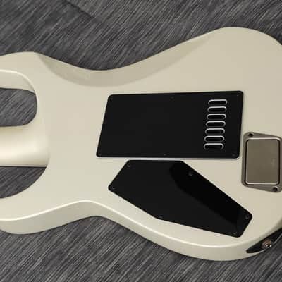 ESP E-II M-II 7B Baritone Evertune 7 String Pearl White image 13