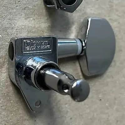 Takamine- tuning head, treble side, chrome image 3
