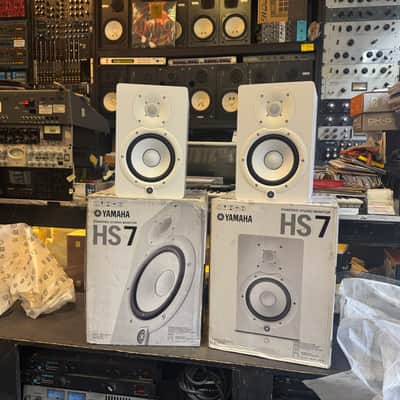 Pair Yamaha HS7 White 6.5" Powered Studio Monitors HS 7 W  MINT //ARMENS// image 2