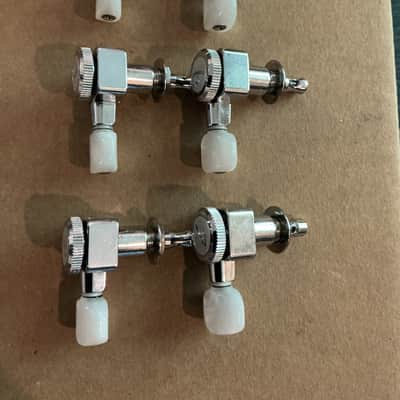 Fender Locking tuners. Left handed 2025 - Chrome image 10