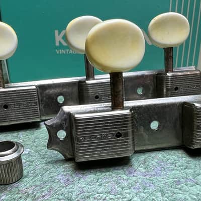 Kluson  Kluson®️ Traditional "Three on a Plate single The original Heavy aged  Heavy aged image 3