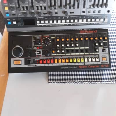 Roland TR-08 and JX-08 Boutique Synth Modules 2021 imagen 2