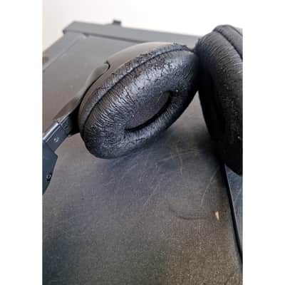 Philips Over Ear Headphone - Headphones - Black - Excellent image 7