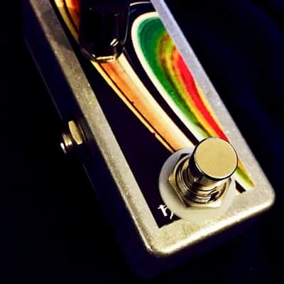 Saturnworks Switchable Momentary TRS Expression Switch Pedal, TRS for Strymon, Boss, EHX, and more