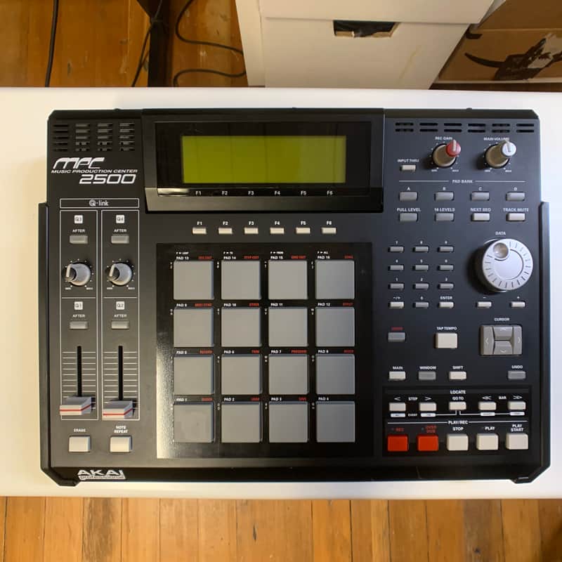 Akai MPC2500 Music Production Center image 1