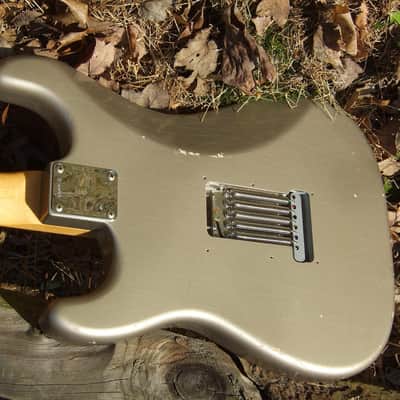 Fender Custom Shop 60's Stratocaster 2012 Shoreline Gold image 4