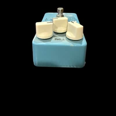 Animals Pedal Relaxing Walrus Delay V1 - x4824 image 3