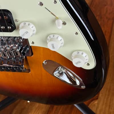 Fender MIJ Limited Edition Floyd Rose Stratocaster HSS 2022 - 3-Color Sunburst - Made in JAPAN image 7