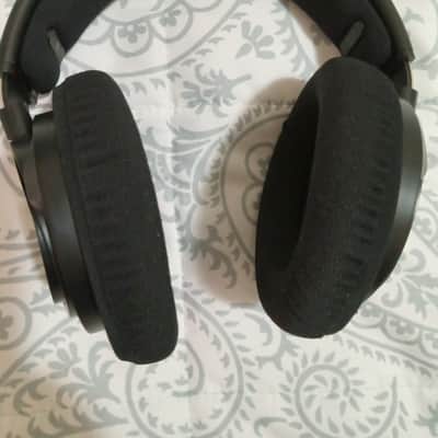 Philips SHP9500 Hifi Precision Stereo Over-Ear Headphones image 3