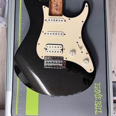 Yamaha Pacifica Body image 1