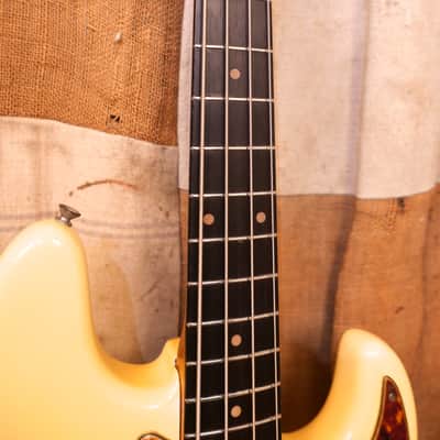 Fender Jazz Bass 1960 White - Refin Stack Knob image 5