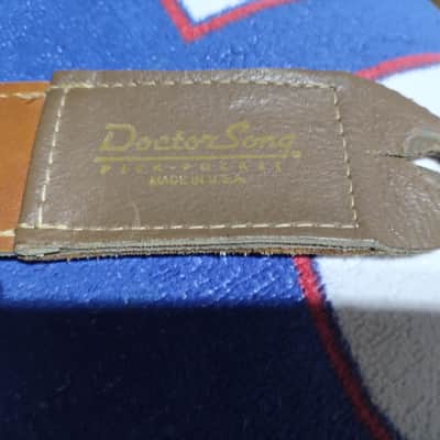 Doctor Song Vintage Pick Pocket Brown Leather Guitar Strap w/Planet Waves Shoulder Guard image 4