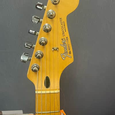 Preowned MIM Fender Stratocaster - Maroon image 7