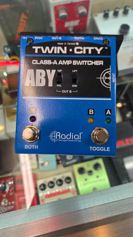 Radial ABY Class-A Amp Switcher 2010 - Blue image 1