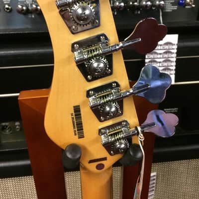 Tagima TW-73 Sunburst J-Style 4-String Bass [ProfRev] image 6