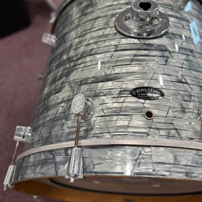 PDP CX Series 22x17 Bass Drum — Light Blue Onyx image 6