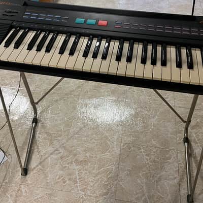 Yamaha PSR8 1990 - Black image 1