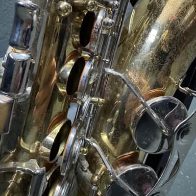 Vito Student Model Alto Saxophone (Used) image 4